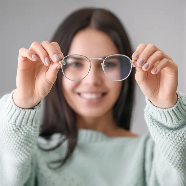 Young woman with eyeglasses